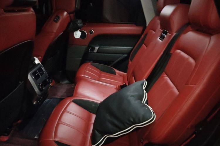 Used Land Rover Range Sport 2020 3.0 L6 HSE DYNAMIC
