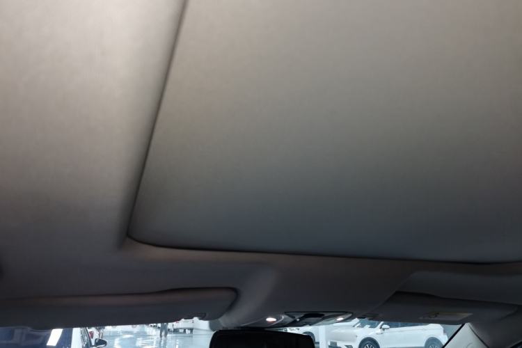 Used GAC Trumpchi GS8 2017 320T Two-Wheel Drive Luxury Smart Connectivity Version (7 Seats)
