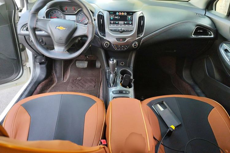 Used Chevrolet Cruze 2017 1.5L Automatic Pioneer Sunroof Edition