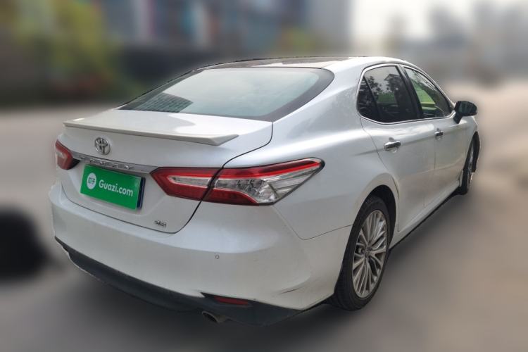 Used Toyota Camry 2018 2.5G Luxury Edition Rear Right 45 Deg