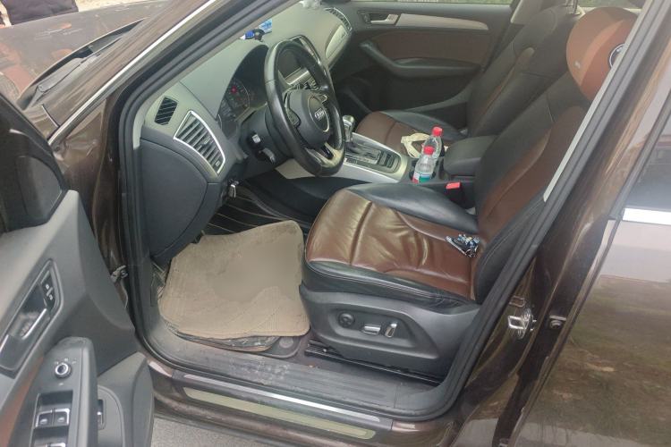 Used Audi Q5 2015 40 TFSI Technology Edition Driver Seat