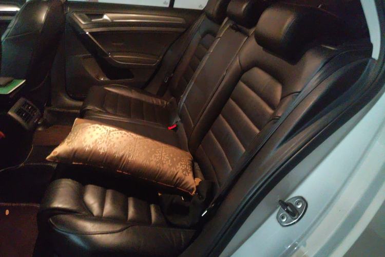 Used Volkswagen Golf 2014 1.4TSI Automatic Luxury Model Left Rear Seat