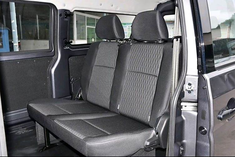 Used Jinbei Gold Hiace M Classic 2023 Panda Edition 1.5L Travel Lion Passenger Van 5/6/7 Seats