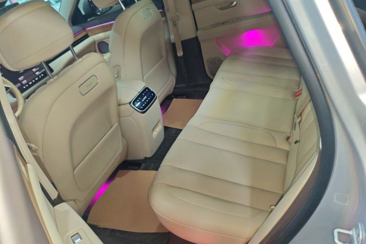 Used Hima AITO M7 2024 1.5T Rear-Drive Plus Version 5 Seats
