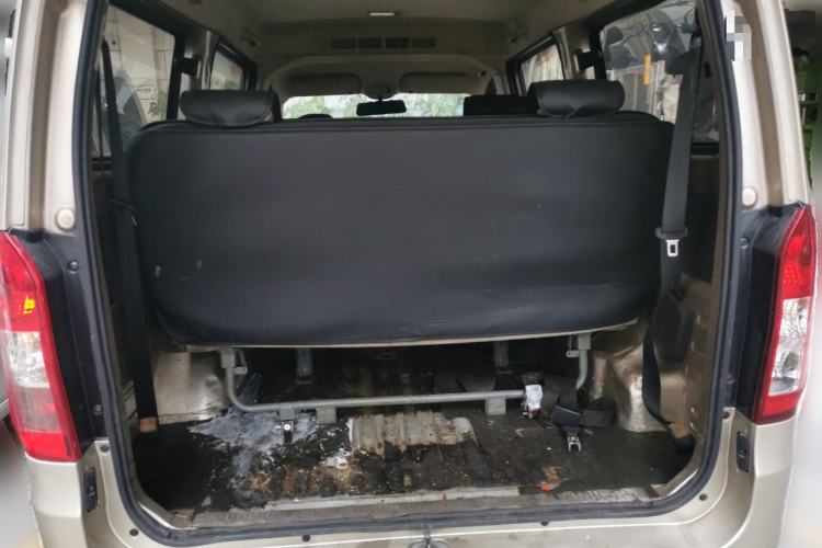 Used Wuling Rongguang V 2019 1.5L Standard Version China VI LAR Trunk