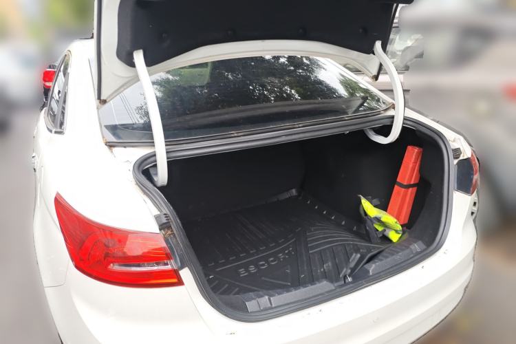 Used Ford Escort 2015 1.5L Automatic Comfort Edition Trunk