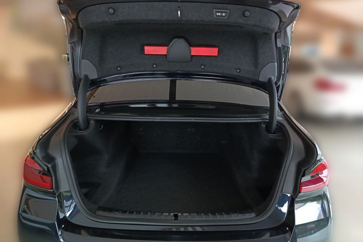 Used BMW 5 Series 2022 530Li Leading Model M Sport Package Trunk