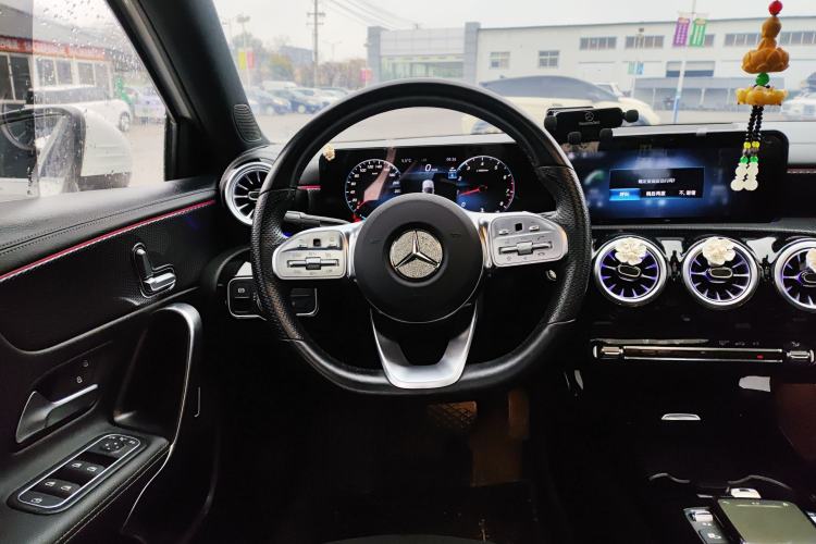 Used Mercedes-Benz A-Class 2022 Revised Version A 200 L Sport Sedan Fashionable Style