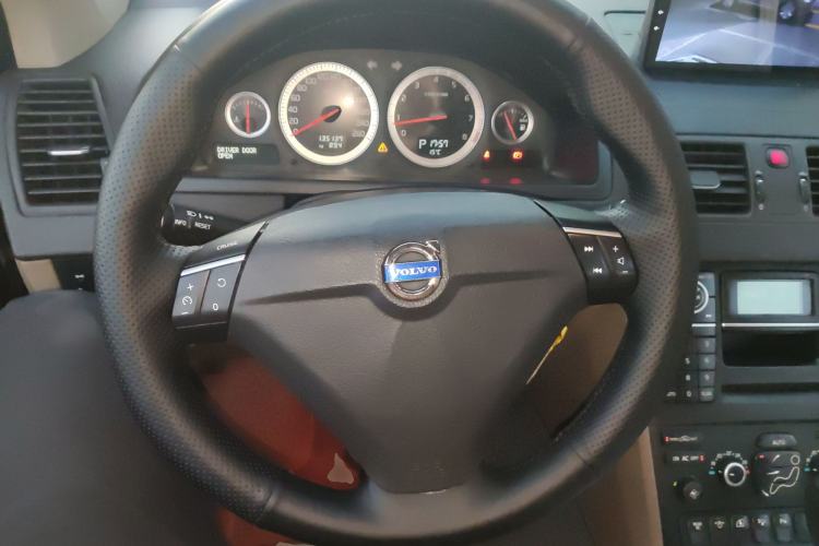 Used Volvo XC Classic 2014 T5 Luxury Edition