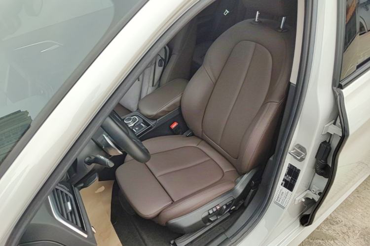 Used BMW 1 Series 2019 120i Leading Model M Sport Package Left Front Seat