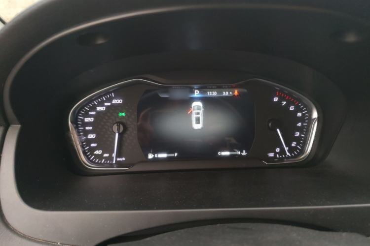 Used SAIC MAXUS G20 2023 Facelifted PLUS 2.0T Gasoline Automatic Luxury Edition
