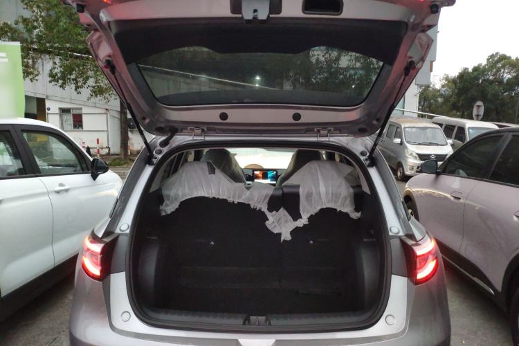 Used Geely Galaxy Geome 2025 310km Youth Edition Trunk