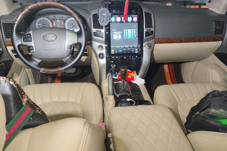 Used Toyota Land Cruiser 2015 4.0L GX-R U.S. Specification
