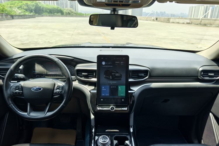 Used Ford Explorer 2020 EcoBoost 285 4x4 Trend Edition 7-Seater Interior 1