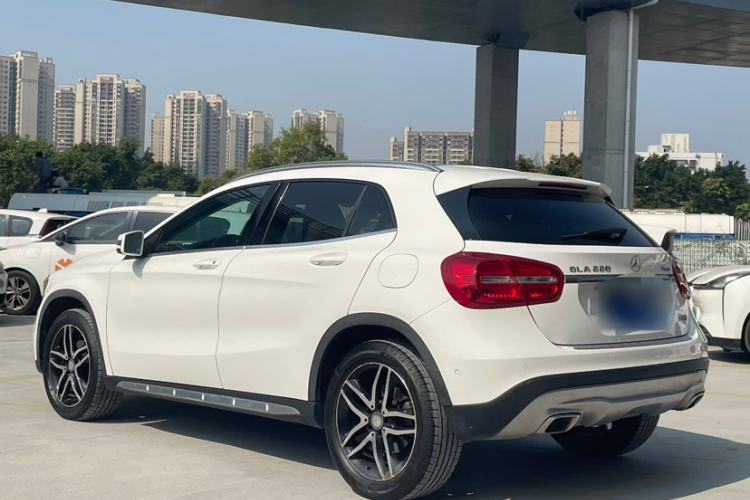 Used Mercedes-Benz GLA 2016 GLA 220 4MATIC Fashion Edition