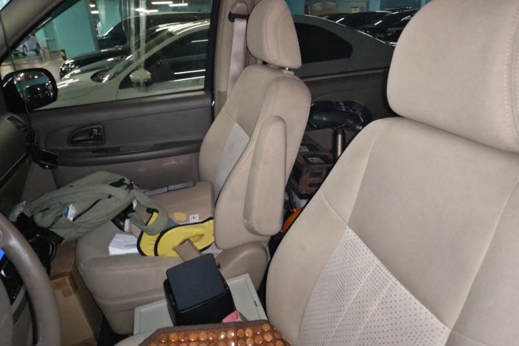 Used Buick GL8 2011 2.4L CT Comfort Edition
