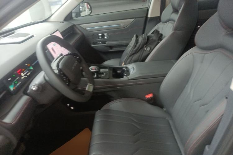 Used JETOUR Dashing 2025 1.5T DCT Luxury Edition