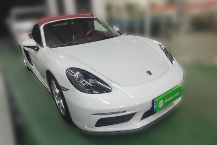 Used Porsche 718 2022 Boxster 2.0T Front Right 45 Deg