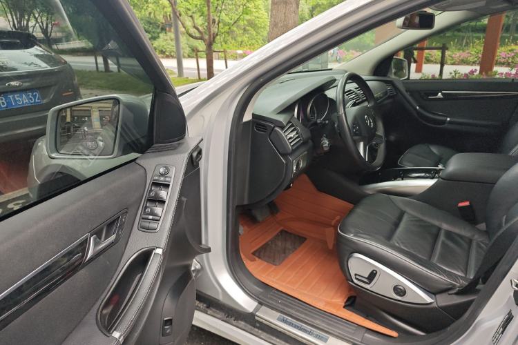 Used Mercedes-Benz R-Class 2017 R 320 4MATIC Business Edition Prestige Model