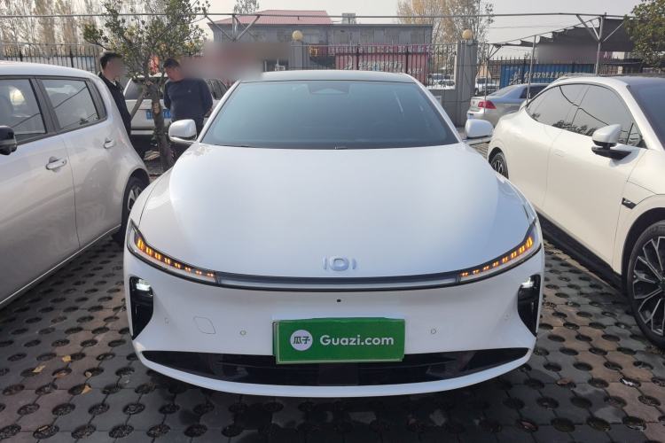 Used Qiyuan A07 2025 Blue Whale Pure Electric 710 Flagship Model
