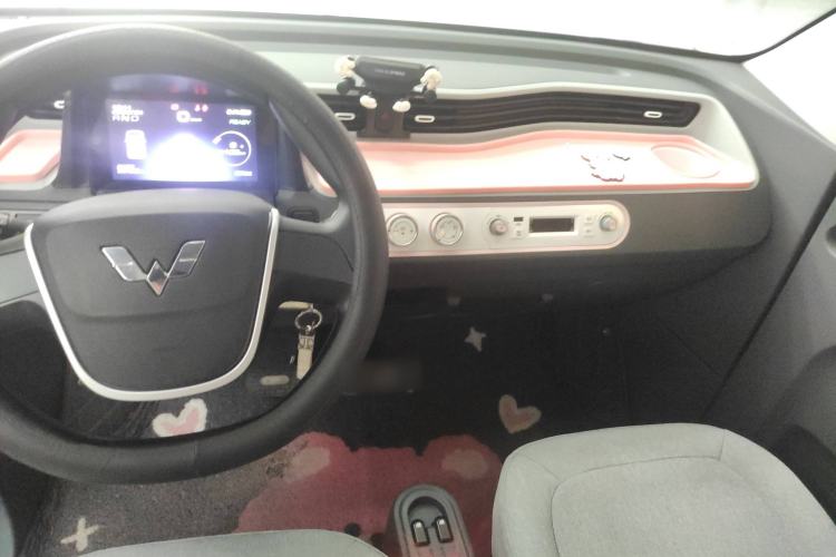 Used Wuling Hongguang MINIEV 2021 Macaron Premium Model – Lithium Iron Phosphate