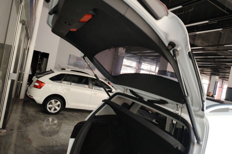 Used Volkswagen Golf Sportsvan 2018 280TSI Automatic Luxury Model