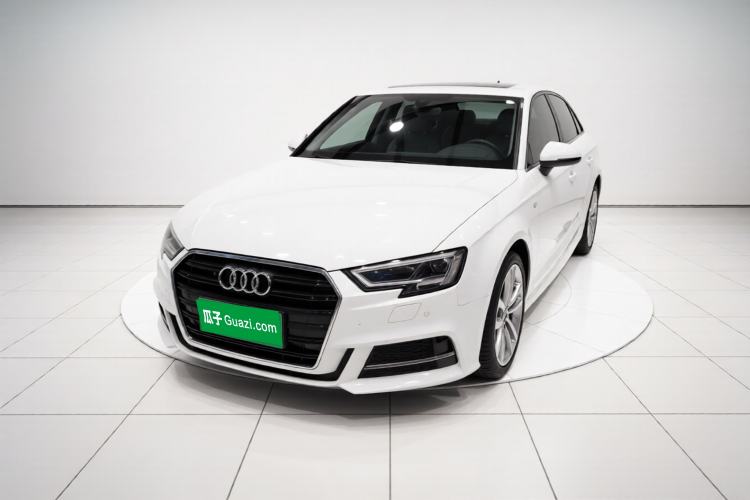 Used Audi A3 2019 Sportback 35 TFSI Fashion Edition China V Guazi used car, China used car export, Used car for sale, Used  cars, Cheapest cars for sale