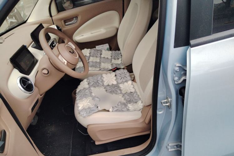 Used Wuling Hongguang MINIEV 2025 Four-Door Version Premium Edition Left Front Seat
