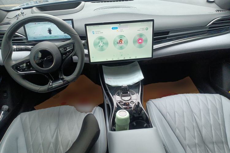 Used BYD Seal 2022 700 km Long-Range Rear-Wheel-Drive Version Center Console