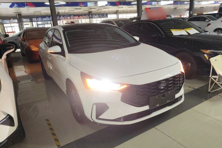 Used Ford Focus 2022 Sedan EcoBoost 180 Automatic Performance Edition
