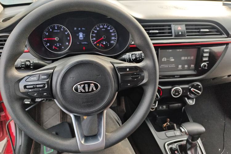 Used Kia KX Cross 2017 1.4L AT GLS