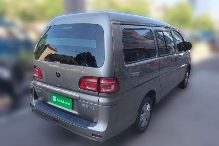 Used FORTHING Lingzhi 2023 M5L 1.6L Base Model 7 Seats
