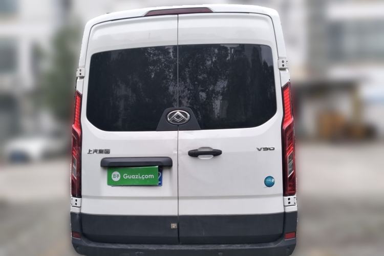 Used SAIC MAXUS Xintu V90 2020 2.0T Manual Yunjie Version Front-Wheel Drive with Single Rear Tire Short Wheelbase High-Roof Design 6-Seater
