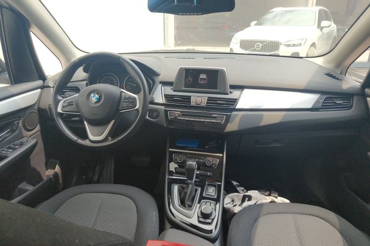 Used BMW 2 Series Active Tourer 2015 218i Leading Model Center Console