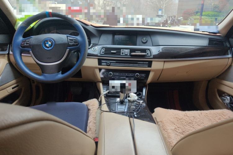 Used BMW 5 Series 2011 523Li Leading Model
