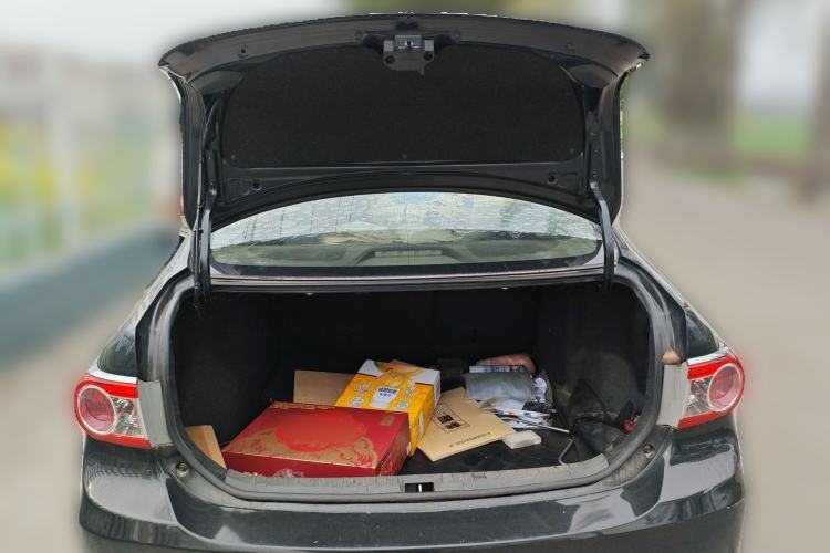 Used Toyota Corolla 2012 Luxurious Edition 1.6L Automatic GL
