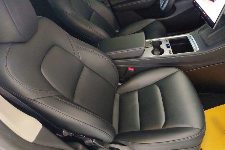 Used Tesla Model Y 2023 Rear-Wheel-Drive Version