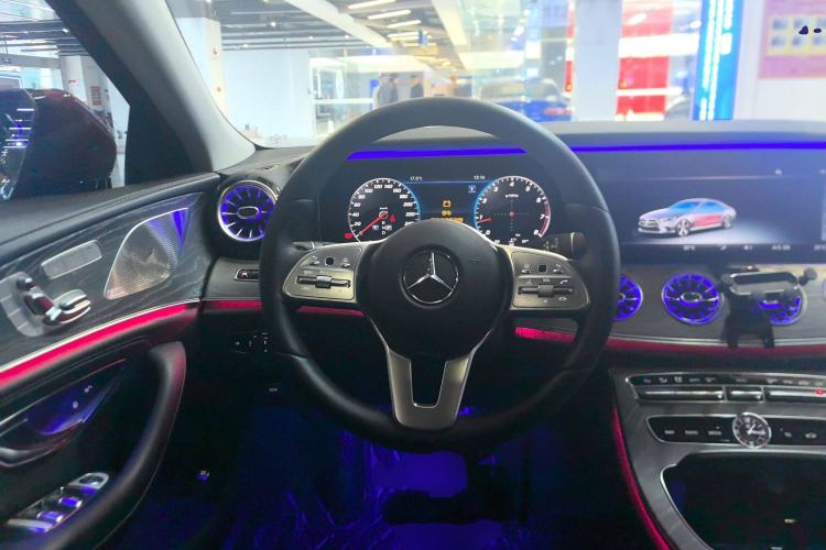 Used Mercedes-Benz CLS 2018 CLS 300 Luxury Model Steering Wheel