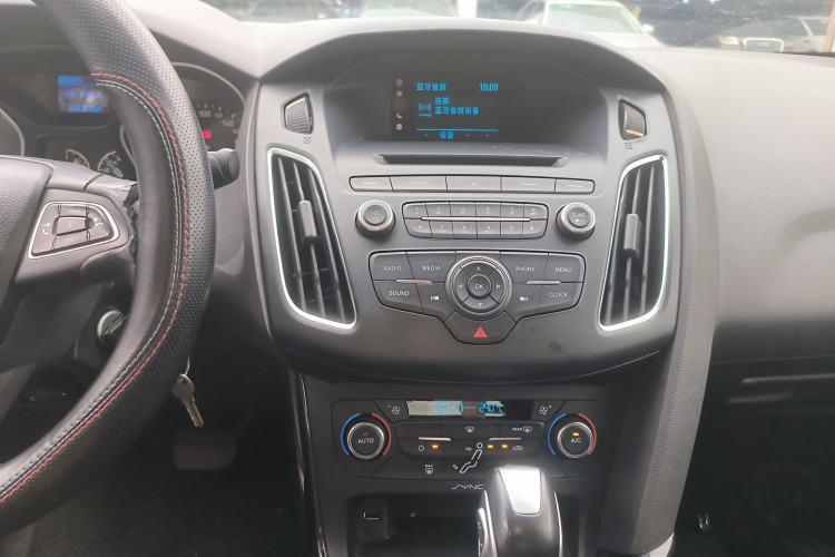 Used Ford Focus 2015 Sedan 1.6L Automatic Trend Model