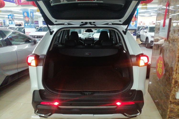 Used Toyota RAV4 2023 2.0L CVT Two-Wheel Drive Fashion Edition Trunk