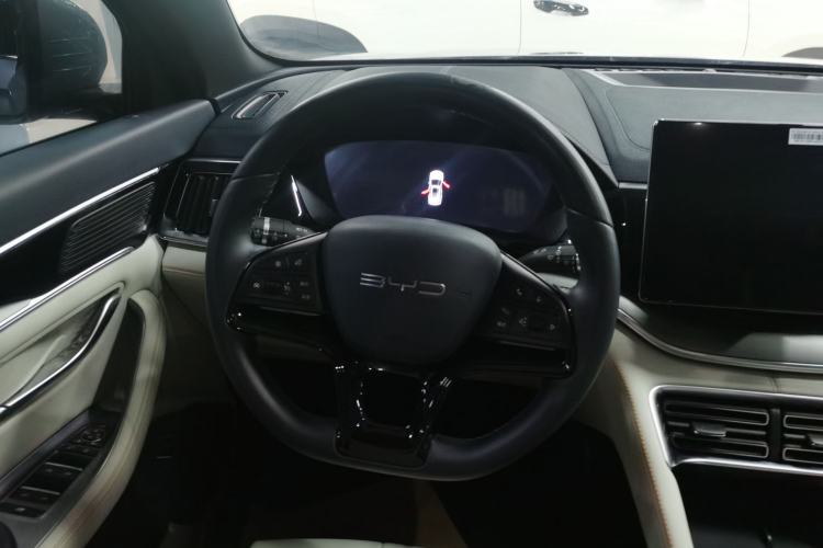 Used BYD Song PLUS New Energy 2023 Champion Edition DM-i 110KM Flagship Model

