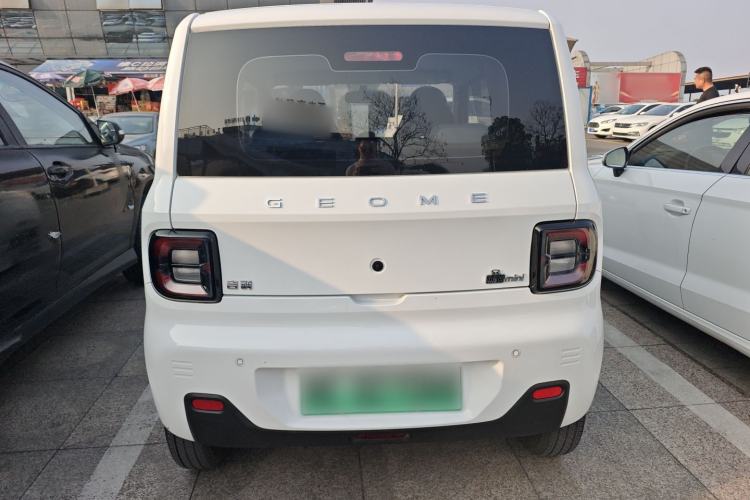 Used Geely Galaxy Panda 2023 Panda Mini 120km Cute Bear
