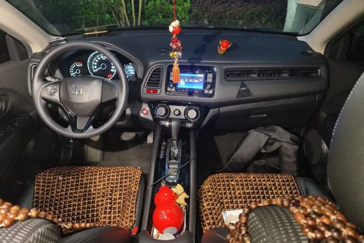 Used Honda Vezel 2017 1.8L CVT Front-Wheel Drive Pioneer Edition
