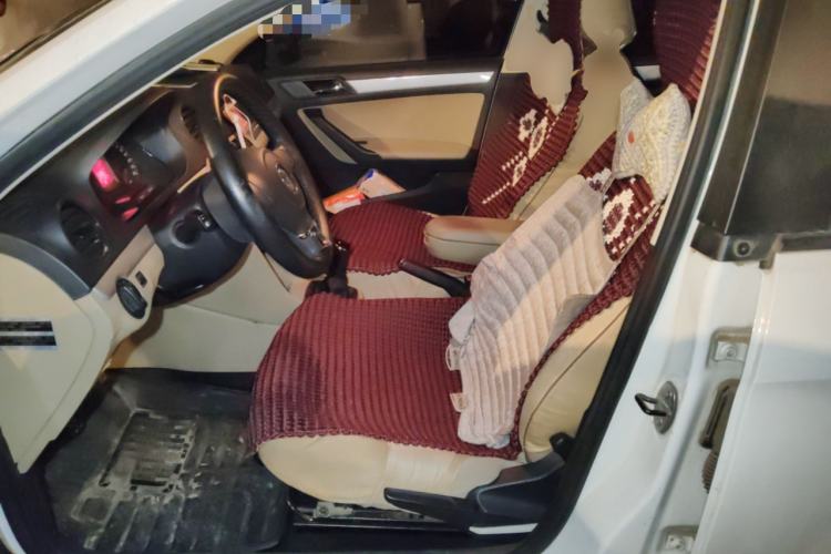 Used Volkswagen Jetta 2013 1.6L Manual Comfort Model
