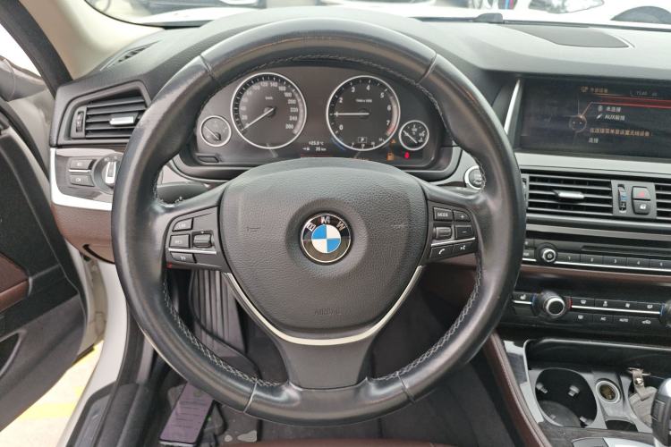 Used BMW 5 Series 2014 525Li Luxury Design Package Steering Wheel