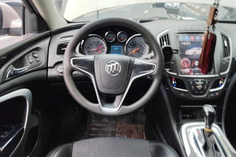 Used Buick Regal 2015 1.6T Leading Technology Model Steering Wheel