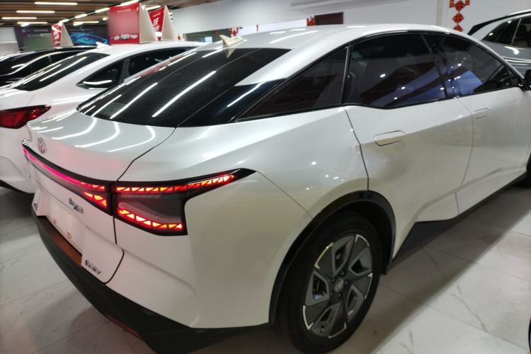 Used Toyota bZ3 2023 517 km Elite PRO