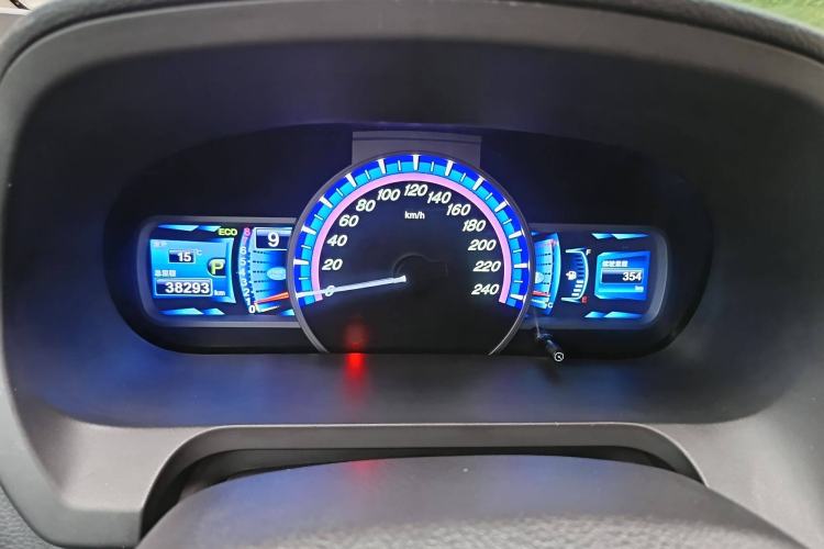 Used BYD S7 2015 2.0T Upgraded Automatic Luxury Version Instrument Cluster