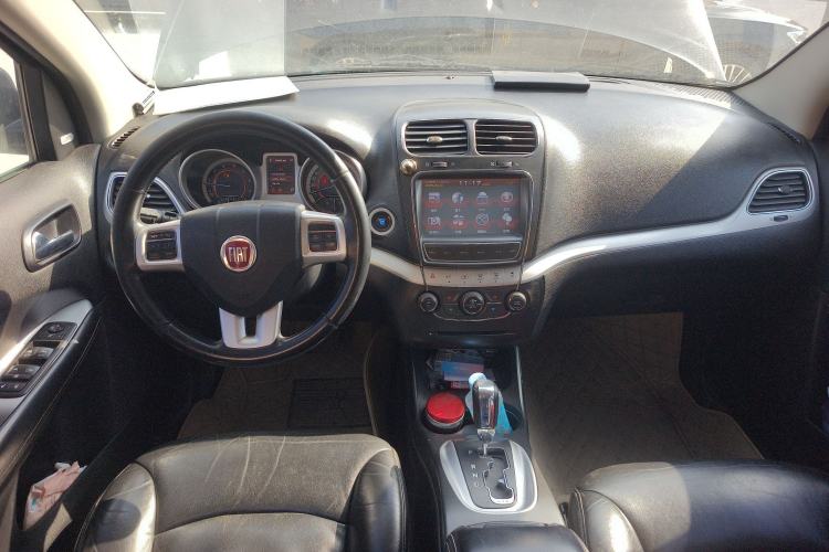 Used Fiat Freemont 2012 2.4L Luxury Edition
