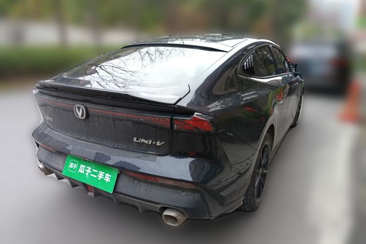 Used CHANGAN UNI-V 2023 1.5T Prestige Model